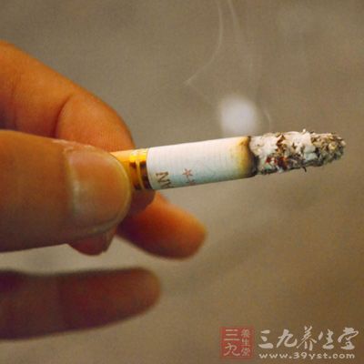 烟草不但会伤害人体的呼吸系统，而且对胃的损伤也不可小视。