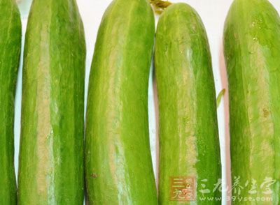 蔬菜应多食绿叶菜及苦瓜、丝瓜、南瓜、黄瓜等