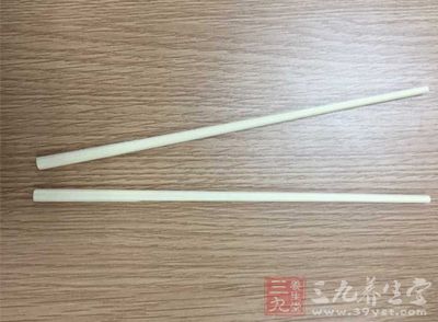 中档以上餐厅大多操作一再消毒的餐具