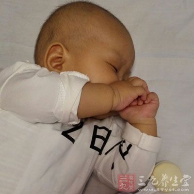 幼儿每天夜里要保证12小时睡眠