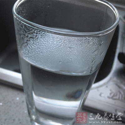 飲水過少尿量就會減少