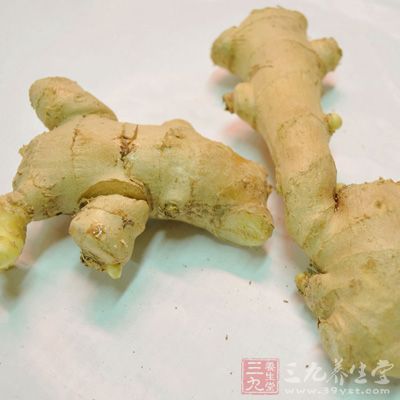 材料：帶魚500g，蔥段5g，姜片5g，蒜5g，醬油6g，醋6g，料酒10g，糖10g，鹽4g，雞精2g，鮮湯40g