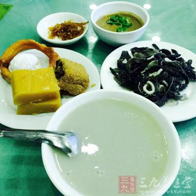 早飯，豆?jié){，豆汁食物2015091