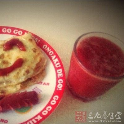 单喝蔬菜汁是不能完全补充蔬菜中的营养素 单喝蔬菜汁是不能完全补充蔬菜中的营养素