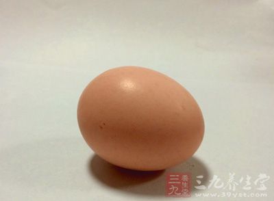 糯米粉45克，粘米粉35克，澄粉20克，牛奶185克，細砂糖40克，植物油20ml