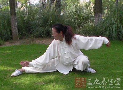 打打太極拳、壓壓腿