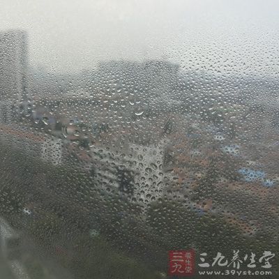 濕氣大也會(huì)導(dǎo)致人過(guò)敏