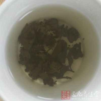 黑茶纖維素含量高，纖維素可以減少膽汁酸的再吸收量