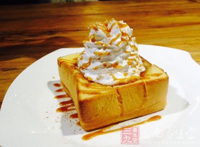 新食品安全法将实施 朋友圈卖蛋糕要实名登记