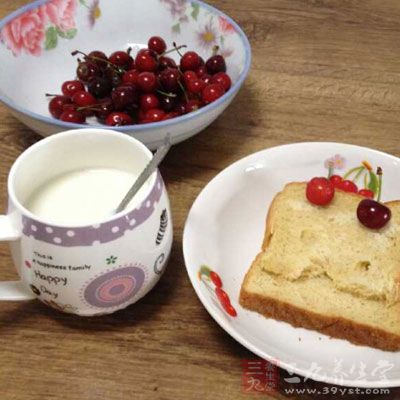 体内火气旺的MM不适宜喝牛奶 体内火气旺的MM不适宜喝牛奶