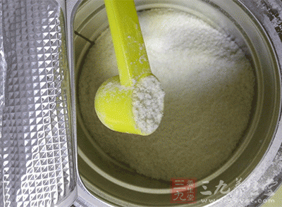 三聚氰胺事件对于内地乳业的影响尚未消退 三聚氰胺事件对于内地乳业的影响尚未消退