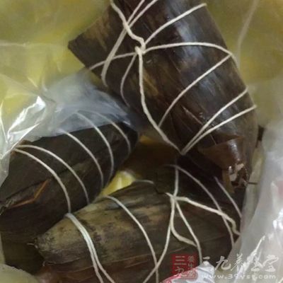 吃粽子要定量