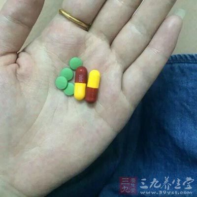 可以去藥店買一個(gè)療程的藥