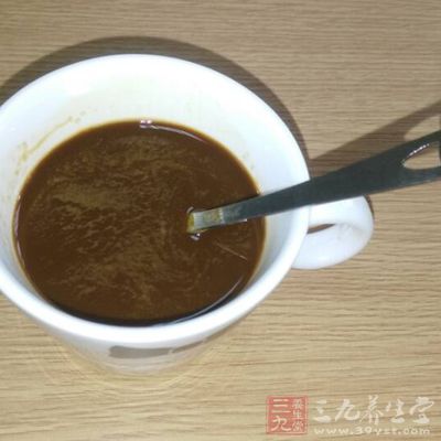 很多人一起床就会吸烟或者喝一杯浓咖啡