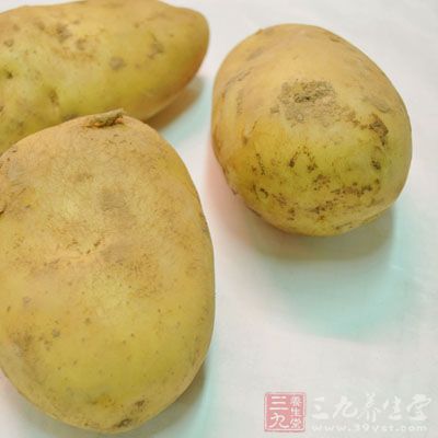 与其他粮食作物相比，土豆中的农药残留重量明显偏高