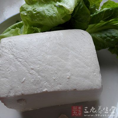 豆制品等食物中均含有豐富的蛋白質(zhì)