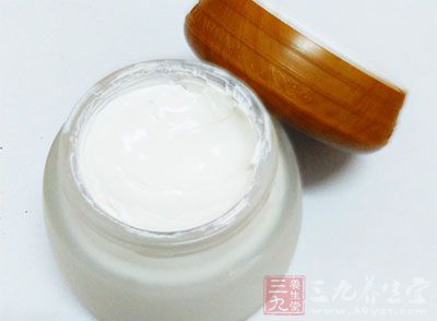 儿童化妆品宁愿不用也别乱用 儿童化妆品宁愿不用也别乱用