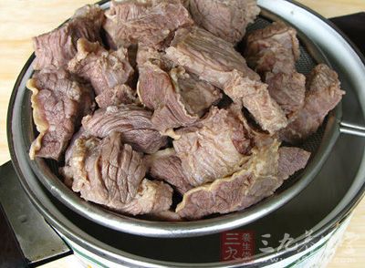 清炖牛肉的家常做法 轻松掌握清炖牛肉做法