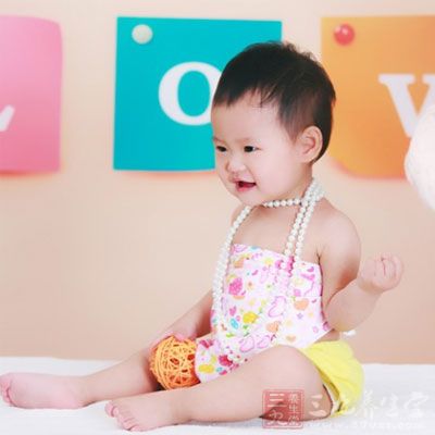 娜塔莉首先向儿子做了清楚的说明 娜塔莉首先向儿子做了清楚的说明