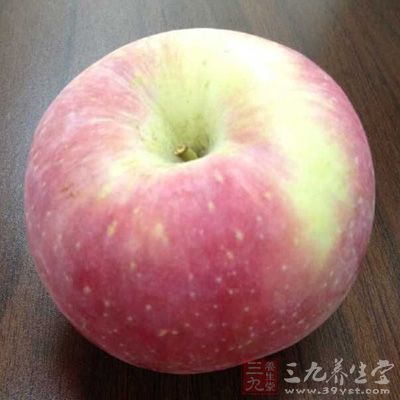 紅蘋果、紅辣椒等紅色蔬果中含有某種天然植物化學(xué)成分