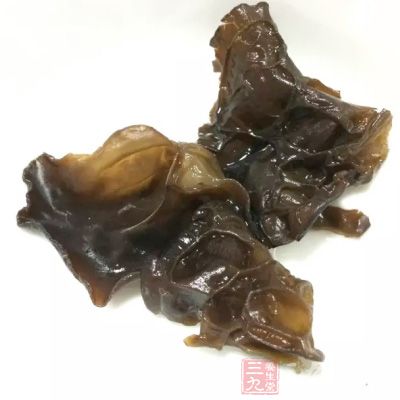 木耳中分离的黑刺菌素有抗真菌等作用