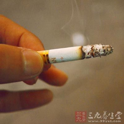 香港控烟高烟草税和严管走私一个也不能少