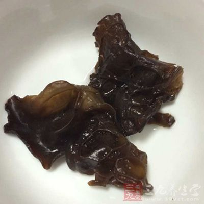 木耳有黑木耳和白木耳之分