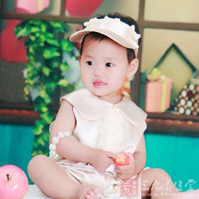 宝宝拉肚子该如何护理 饮食方面吃什么好