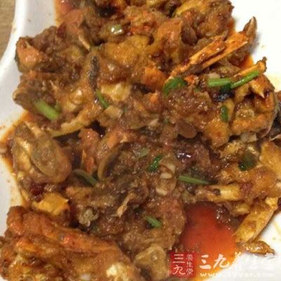 少吃各种油炸、熏烤、过甜的食品。