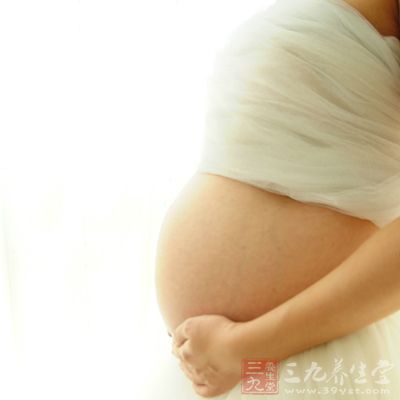 胎儿是第三位吸烟者，很多孕妇在无意总吸入二手烟