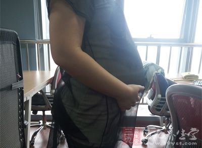 急性乳腺炎的癥狀 關(guān)注女性健康關(guān)注乳腺炎