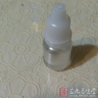 不同的干眼症所使用的人工泪液也不同