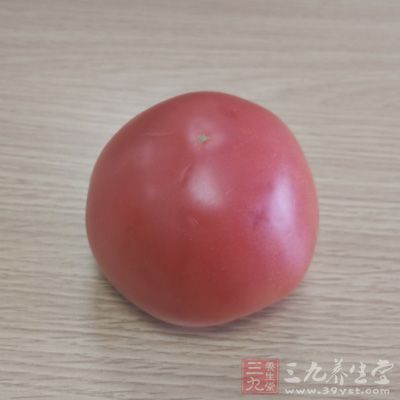 新鲜番茄1个