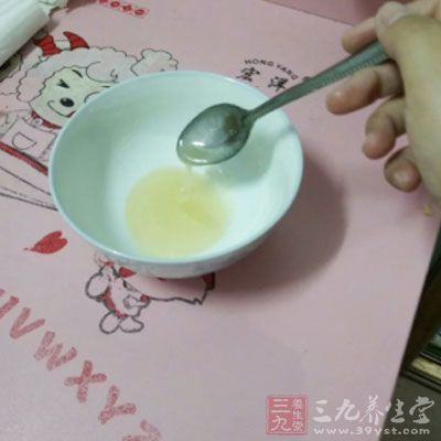 夏日中午喝蜂蜜提神醒腦