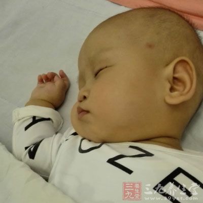 充足的睡眠不但可以增强体质、预防感冒