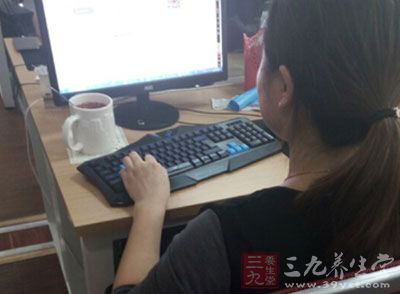 中医认为久视伤肝 电脑族是高危人群