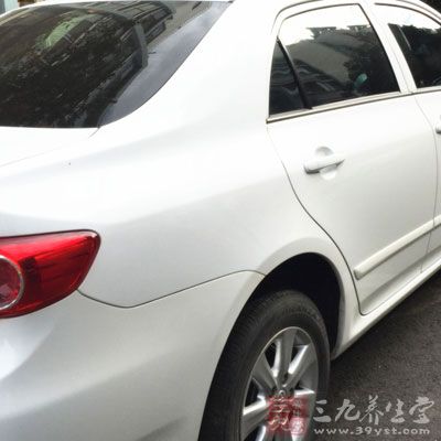 “駕車族”極易患上胃腸型神經(jīng)官能癥