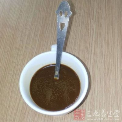 駕車族慎喝濃茶或者咖啡