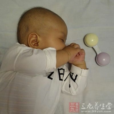 小孩體內(nèi)的解毒系統(tǒng)還沒發(fā)育成熟