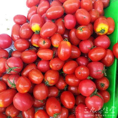 番茄红素可清除前列腺中的自由基，保护前列腺组织