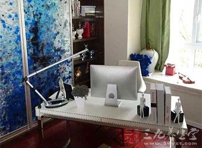 电脑产生的电磁辐射会直接侵害面部皮肤 电脑产生的电磁辐射会直接侵害面部皮肤