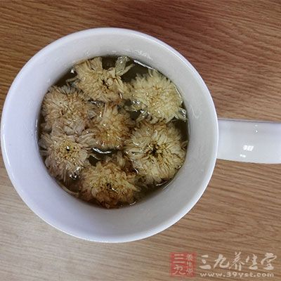 菊花茶有明目清肝的作用 菊花茶有明目清肝的作用