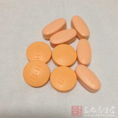 每天一片复合维生素片有了这个就方便很多啦