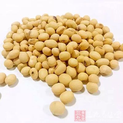 大豆中所含的異黃酮是一種類(lèi)雌激素物質(zhì)