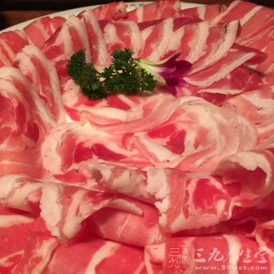 老年人盡量避免從豬牛肉等動物內(nèi)類中獲得油脂