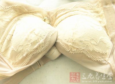 胸罩不合適會(huì)危害乳房健康