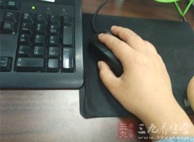 手外科专家认为鼠标比键盘更容易造成手的伤害 手外科专家认为鼠标比键盘更容易造成手的伤害
