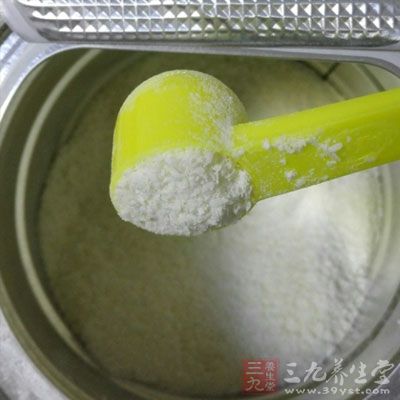 先加奶粉还是先加水有什么不一样吗