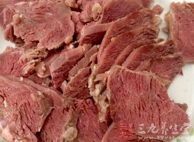 芥蓝炒牛肉 常吃它可淡化细纹
