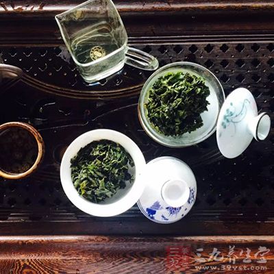 忌冲泡次数多，茶中有害微量元素会在后泡出。